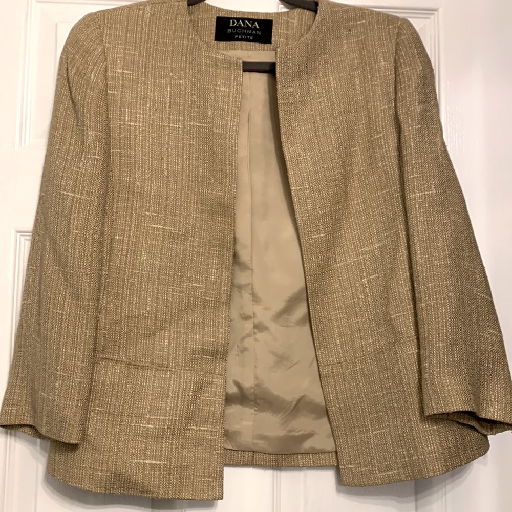 Tweed-Like